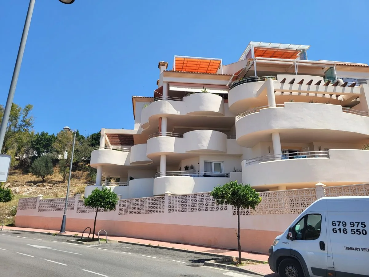 Impermeabilización de fachada en Málaga - Pinturas Castro